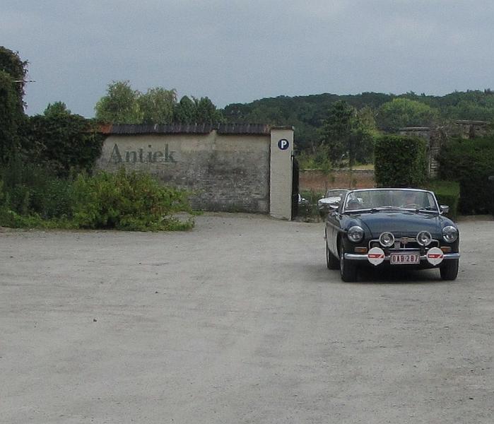 Halfoogstrit op 16-8-2009, vertrek en aankomst aan het prachtige Sint-Jansbergcomplex te Zelem-Halen (72).JPG